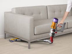Dyson V12 Detect Slim Absolute zum Schnäppchenpreis