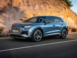 Audi Q4 e-tron (2022): Zahlreiche Verbesserungen Audi Q4 50 e-tron quattro Seitenansicht