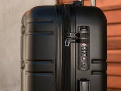 Koffer für Urlaub und Reisen: Diesen Fehler machen viele