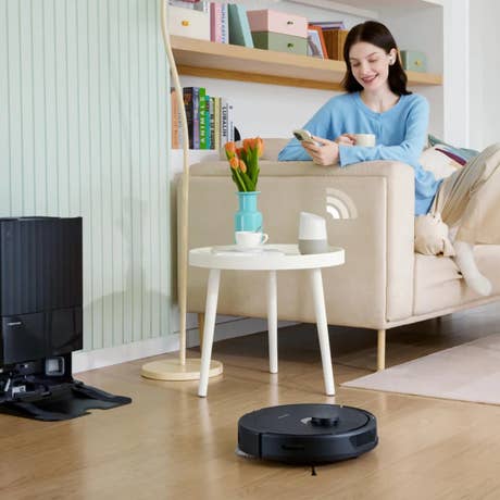Foto: Saug-wisch-roboter Roborock Qrevo